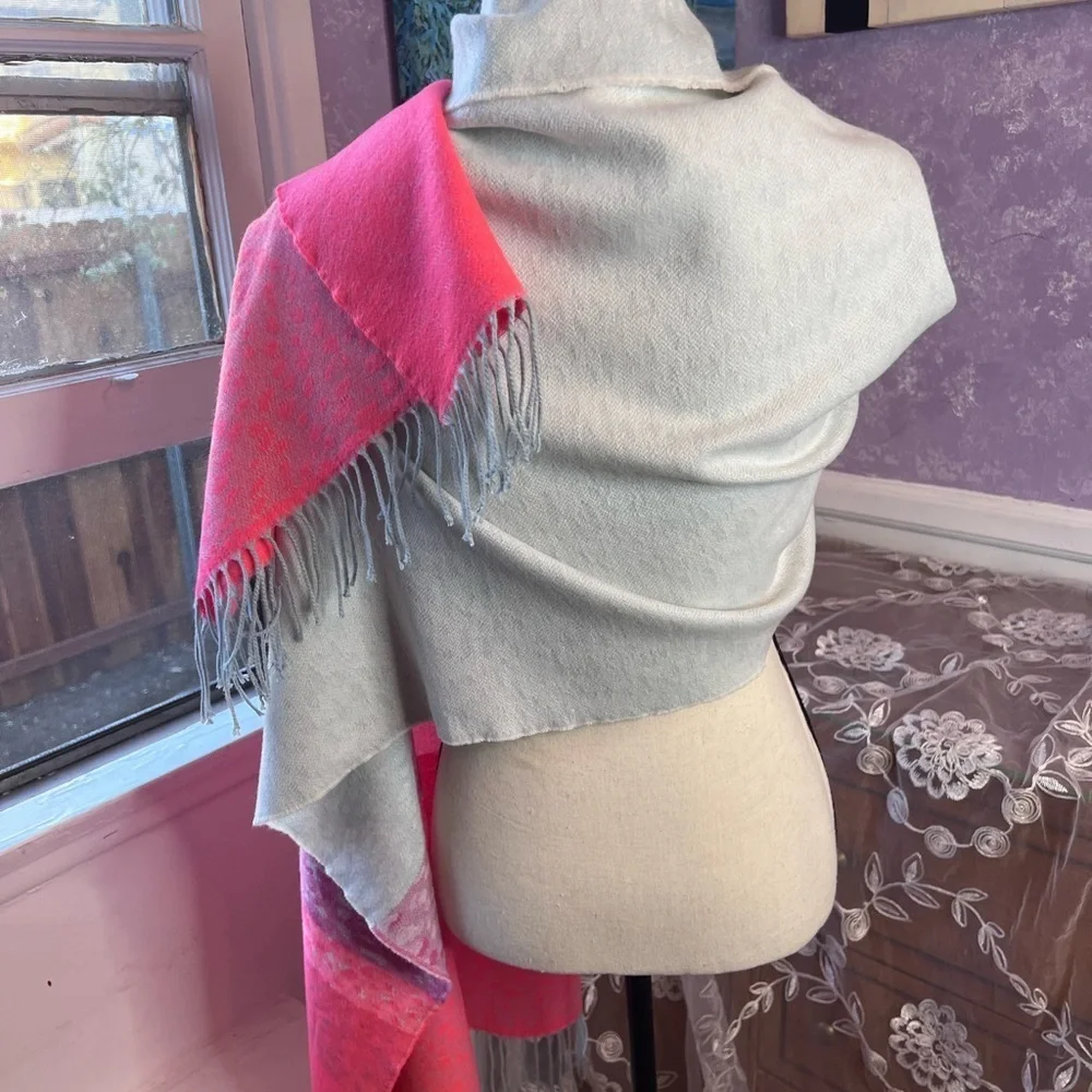 GAP Pink and Baby Blue Patterned Scarf 100% acetate